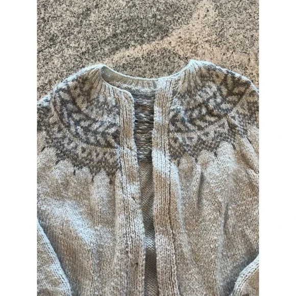 Vintage Hand Knit Cardigan Sweater Womens Gray Fair Isle Nordic Crewneck Retro - Picture 9 of 12